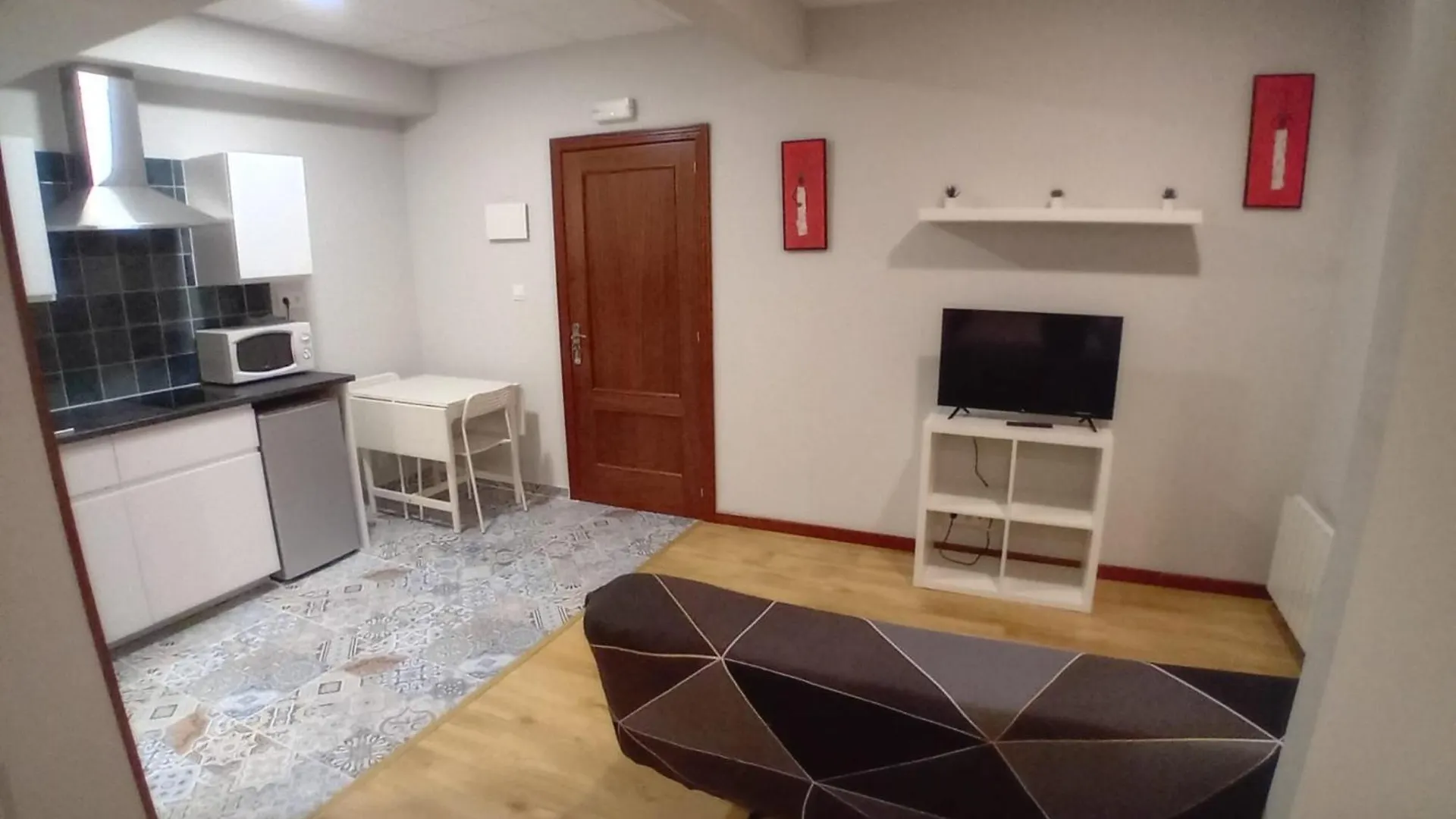 Aparthotel Estudios Bilbao Deusto