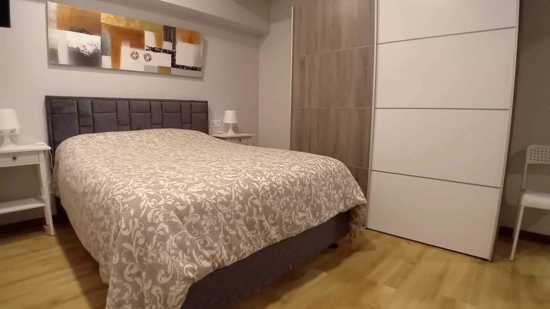 Aparthotel Estudios Bilbao Deusto