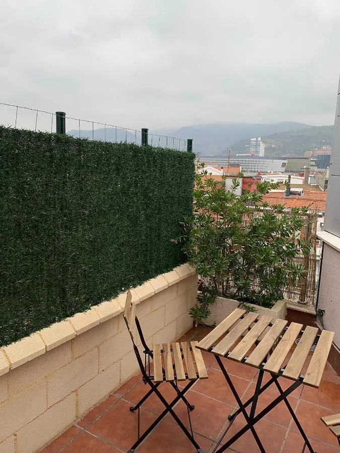 Apart-hotel Estudios Bilbao Deusto